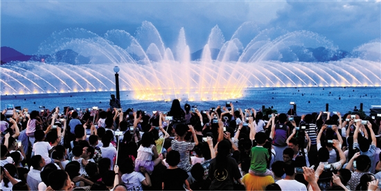 炫酷噴泉 樂動西湖