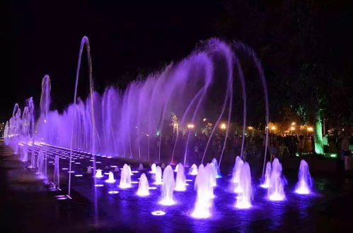 松花江畔新景 可移動噴泉點亮夏日時光